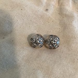 Authentic Pandora Daisy Clips Pair